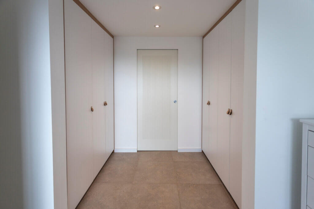 white bespoke fitted wardrobes